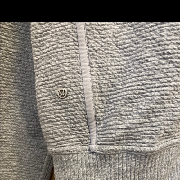 Lululemon On Repeat Bomber Jacket - Picture 3 of 5